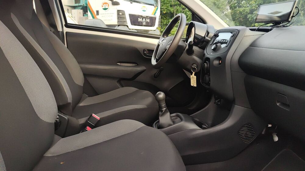 Aygo II 1.0 VVT-i 72 X 2021 occasion 06200 Nice