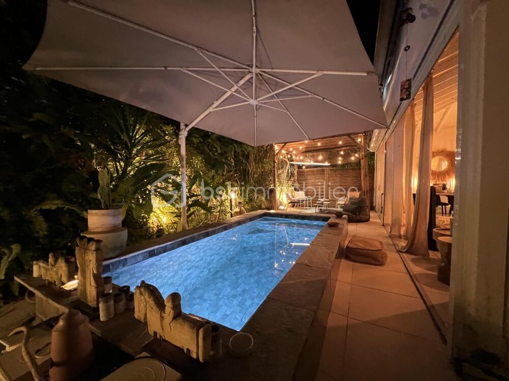 � vendre  Propri�t�/ch�teau Sainte-Anne (97180)