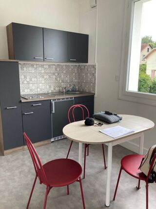  Appartement à louer 2 pièces 30 m²