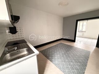  Immeuble à vendre 6 pièces 143 m²