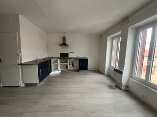  Appartement à louer 2 pièces 80 m²