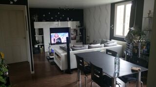  Appartement à louer 4 pièces 75 m²