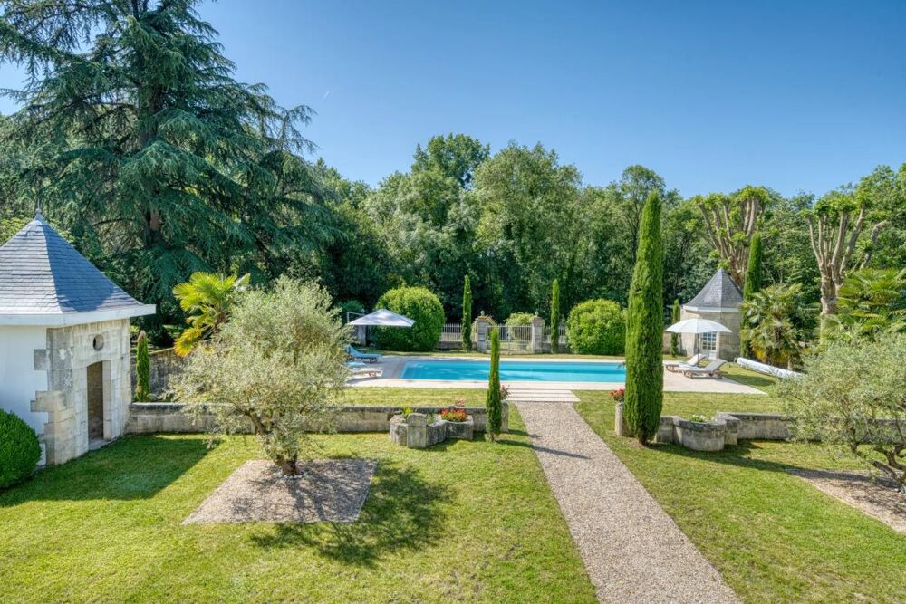 Vente Propriété/Château Maison de 10 pièces de 270 m² à Saint-Laurent-de-Cognac Saint laurent de cognac
