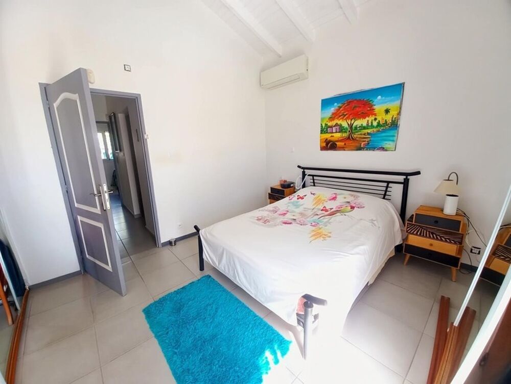 à vendre  Villa Sainte-Anne (97180)