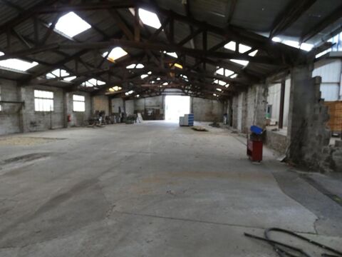 SECTEUR FLERS  - Entrep&ocirc;t / local industriel  4000 m&sup2; 378000 61100 Flers