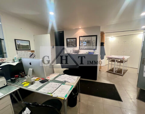   Local d'activités 190m2 à vendre Romainville 