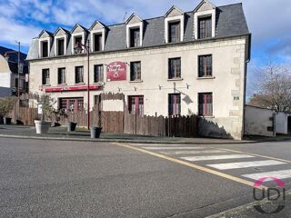  Immeuble à vendre 2 pièces 585 m²