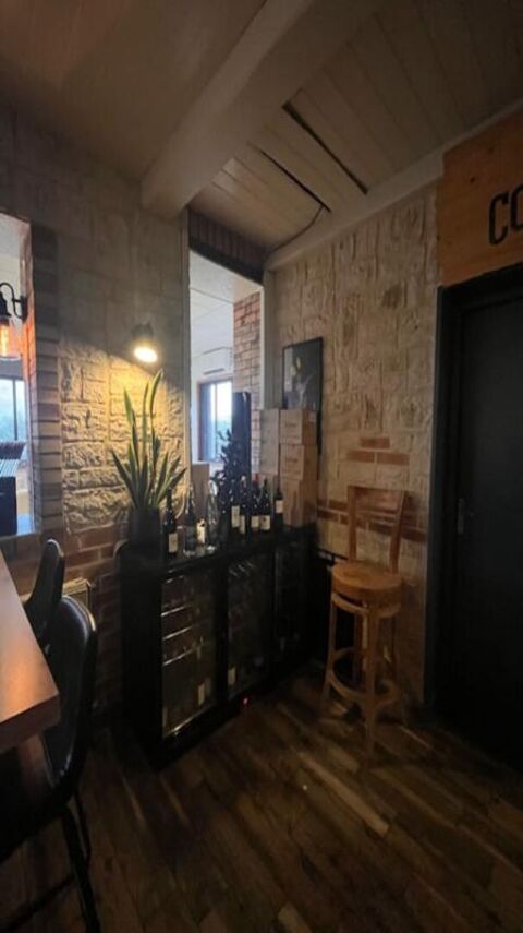   Murs commerciaux Sandouville 270 m2 