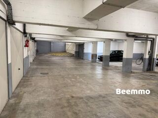  Parking / Garage à vendre 25 m²
