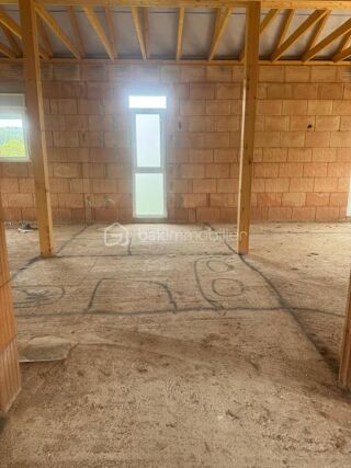  Immeuble  vendre 12 pices 382 m