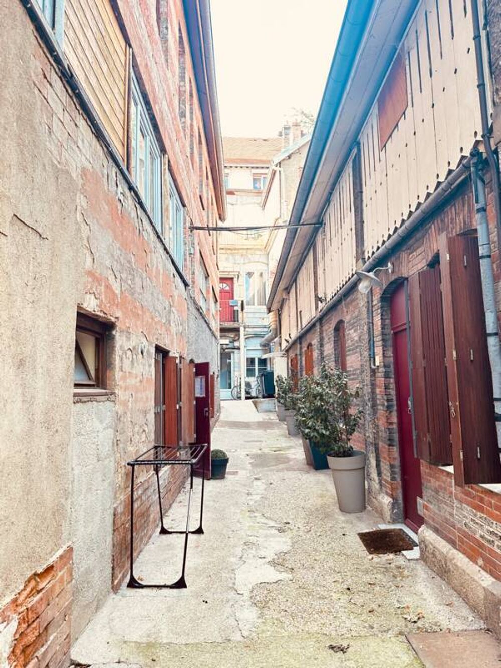 Vente Appartement EXCLUSIVITE BOUCLE, BAS DE LA RUE BERSOT, T1 BIS DUPLEX EN ARRIERE COUR Besancon