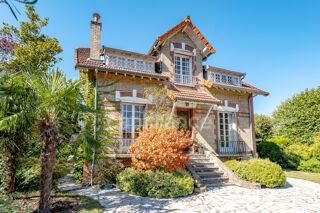  Maison à vendre 8 pièces 212 m²