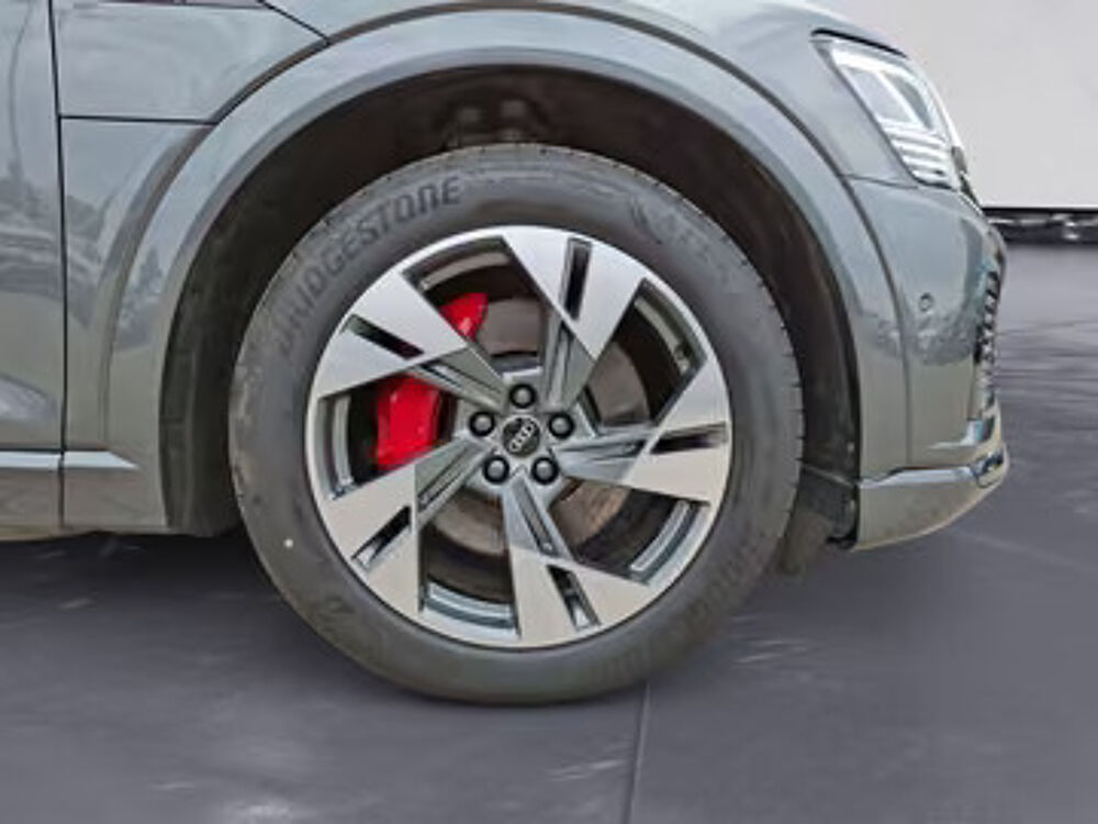 Q8 Sportback 50 e-tron quattro S line 2023 occasion 33000 Bordeaux