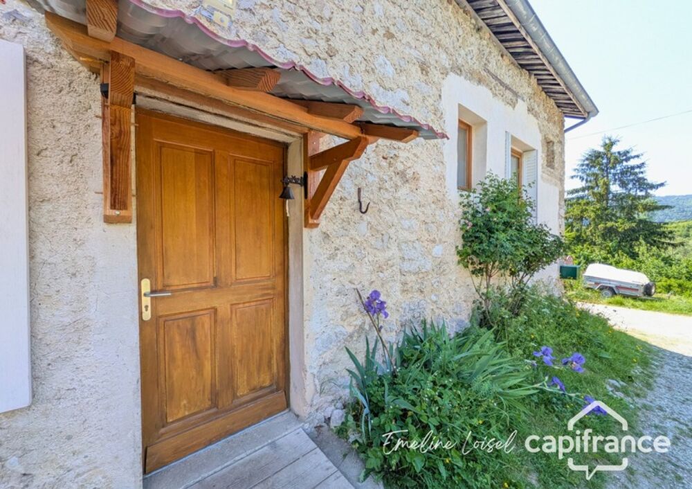 Maison en pierre rénovée avec jardin  111 m²  Saint-Martin-en-Vercors (26420)
