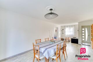  Maison à vendre 6 pièces 196 m²