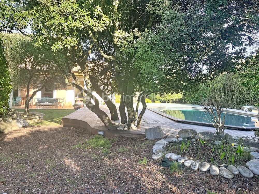Maison T4 de 2006 avec piscine et son jardin sur 710 m² Les Hauts de Nîmes