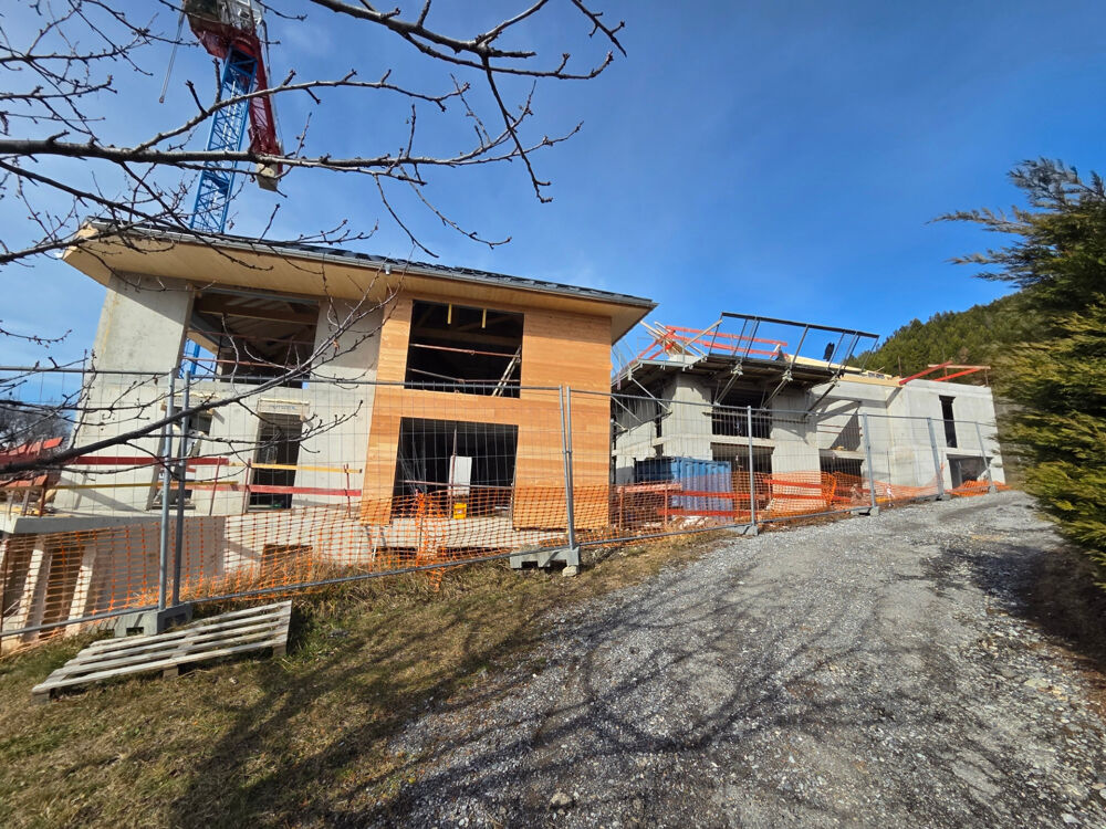 Appartement à vendre 4 pièces ,vue Lac et Montagnes sur SAVINES LE LAC (05) , Dans une résidence en construction style villa p