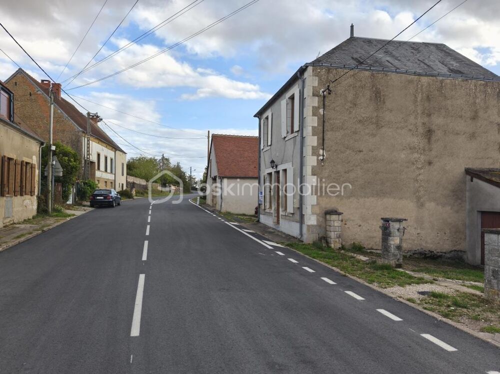 Charmante maison de village en pierre de 85m² et son jardin ensoleillé