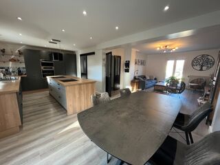  Maison � vendre 9 pi�ces 175 m�