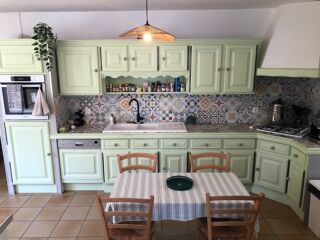  Propriété/château à vendre 9 pièces 208 m²