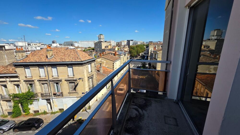 Vente Appartement Studio 29m² Balcon + Cave Bordeaux Tondu Bordeaux