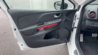 Clio IV 1.6 Turbo 200 EDC6 RS 2015 occasion 85230 Saint Urbain