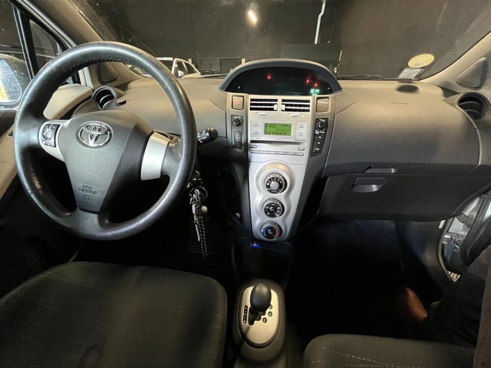 Yaris Base 2006 occasion 87280 Limoges