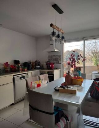  Appartement à louer 3 pièces 55 m²