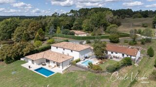  Maison  vendre 10 pices 300 m