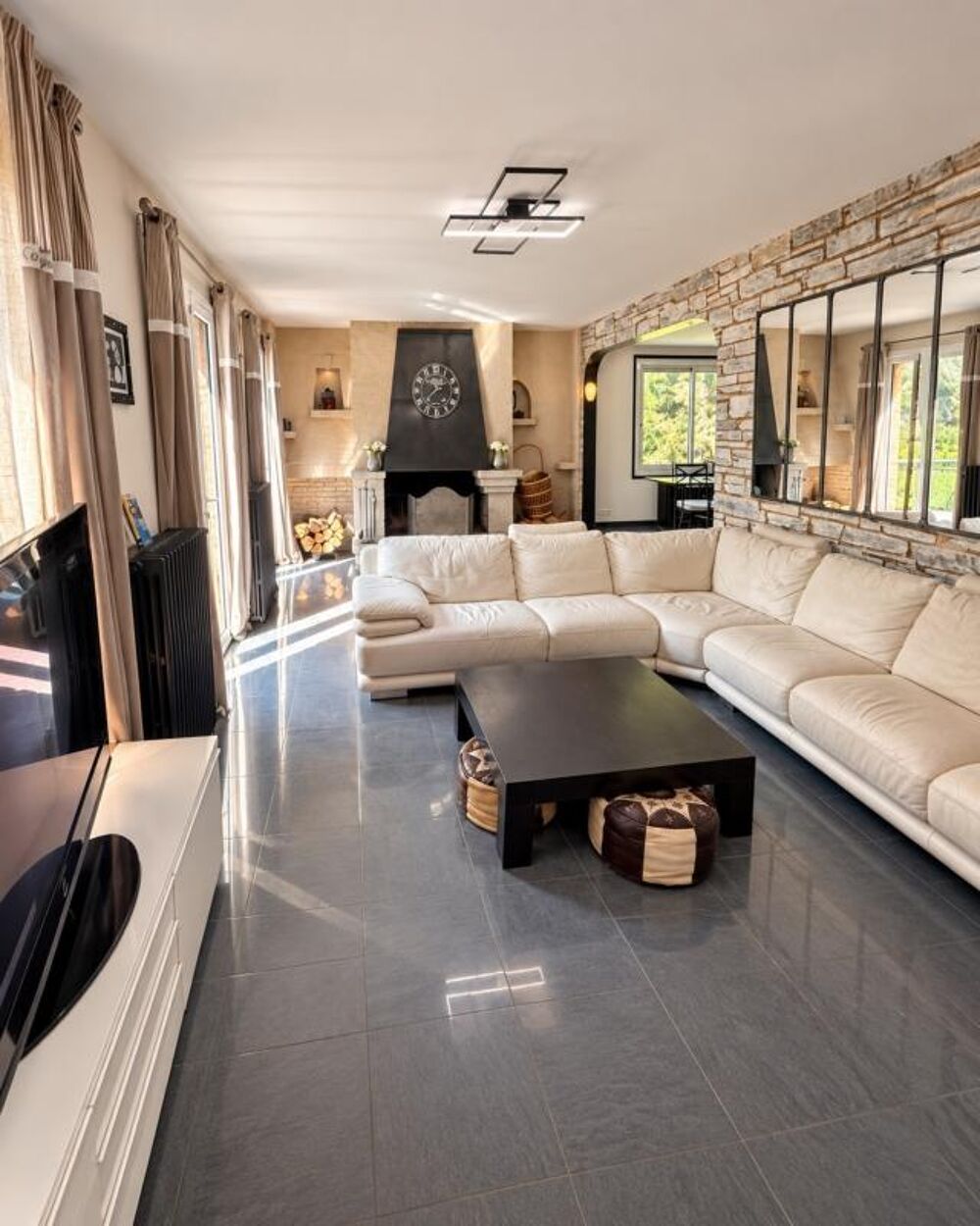 Maison darchitecte au coeur de Bernay  5 chambres  Parc exceptionnel