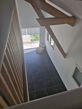  Appartement à louer 5 pièces 157 m²