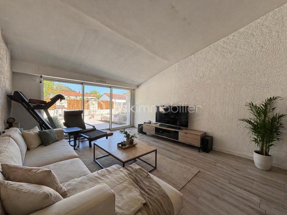 Vente Maison Maison en village - Travaux récents - Beau potentiel à développer - La Guyonnière (85600) La guyonniere