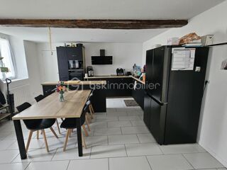  Maison  vendre 5 pices 126 m