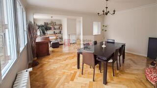  Maison  vendre 7 pices 185 m