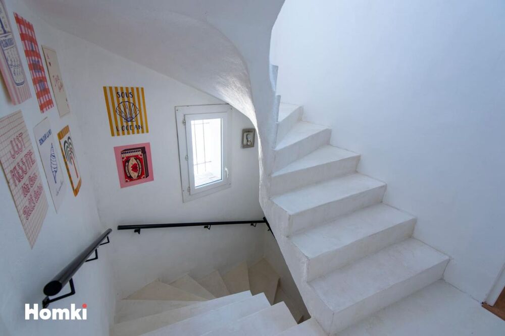 Vente Maison Maison de village avec appartement déjà loué : vivez tout en finançant votre projet Saint andiol