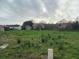  Terrain à vendre 650 m²