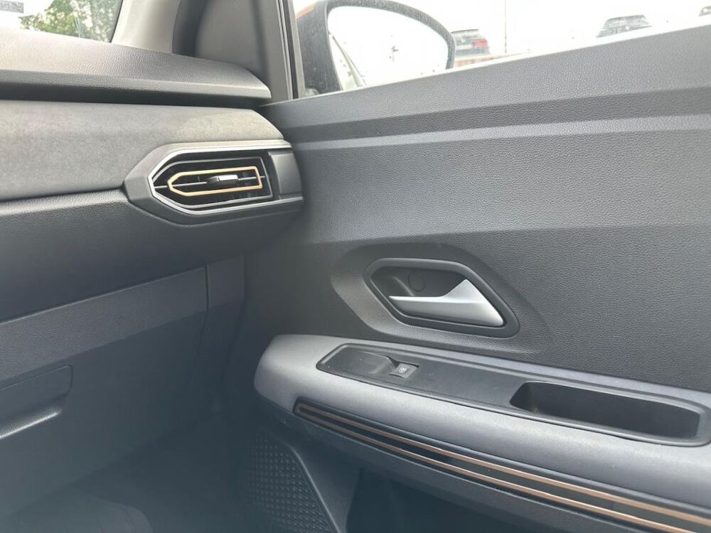 Sandero III (2) 1.0 TCE 90 STEPWAY EXTREME CVT 2024 occasion 78240 Chambourcy