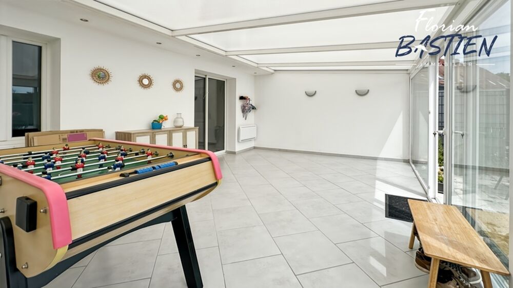 Vente Maison Et si votre prochaine maison était déjà prête à vous accueillir ? 113 m², 4 chambres, véranda de 25 m² et aucun travaux à prévoi Petite foret