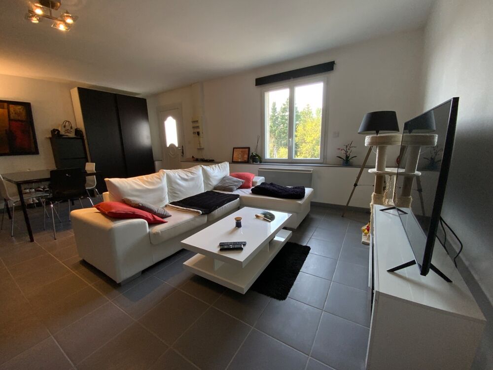 Vente Appartement A FEURS (42). APPARTEMENT  T3  Relooké  Avec  PLACE DE PARKING ,  quartier calme Feurs