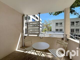  Appartement à louer 2 pièces 44 m²