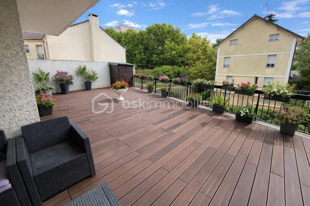 BEAU 3 PIECES avec TERRASSE de plus de 80 m2 !