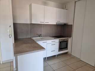  Appartement à louer 3 pièces 59 m²