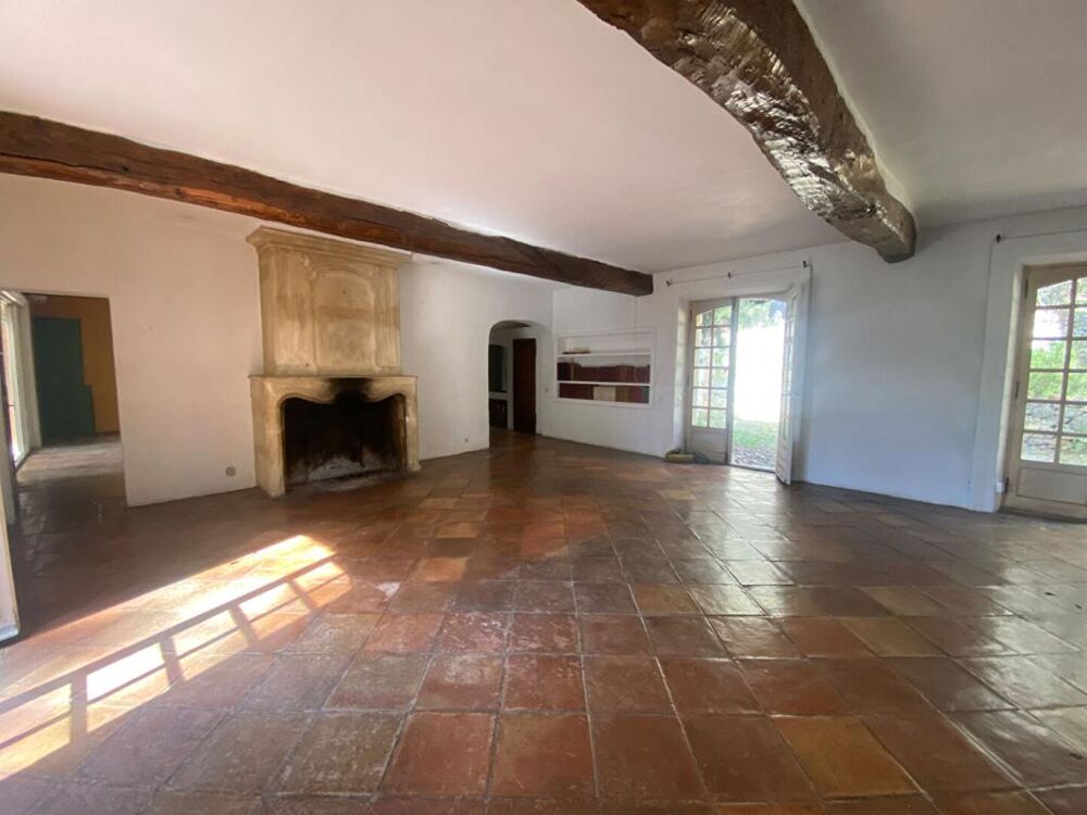 Vente Maison Maison Le Revest Les Eaux 10 pièce(s) 399 m2 Le revest les eaux