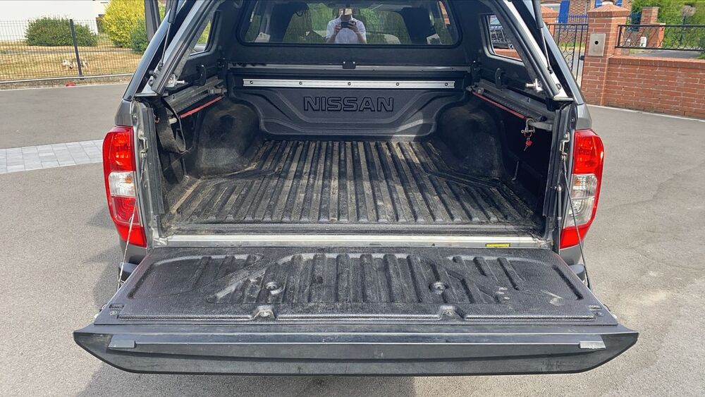 Navara NP300 2.3 dCi 190 4WD BVA Double Cabine Tekna+ 2019 occasion 59870 Vred