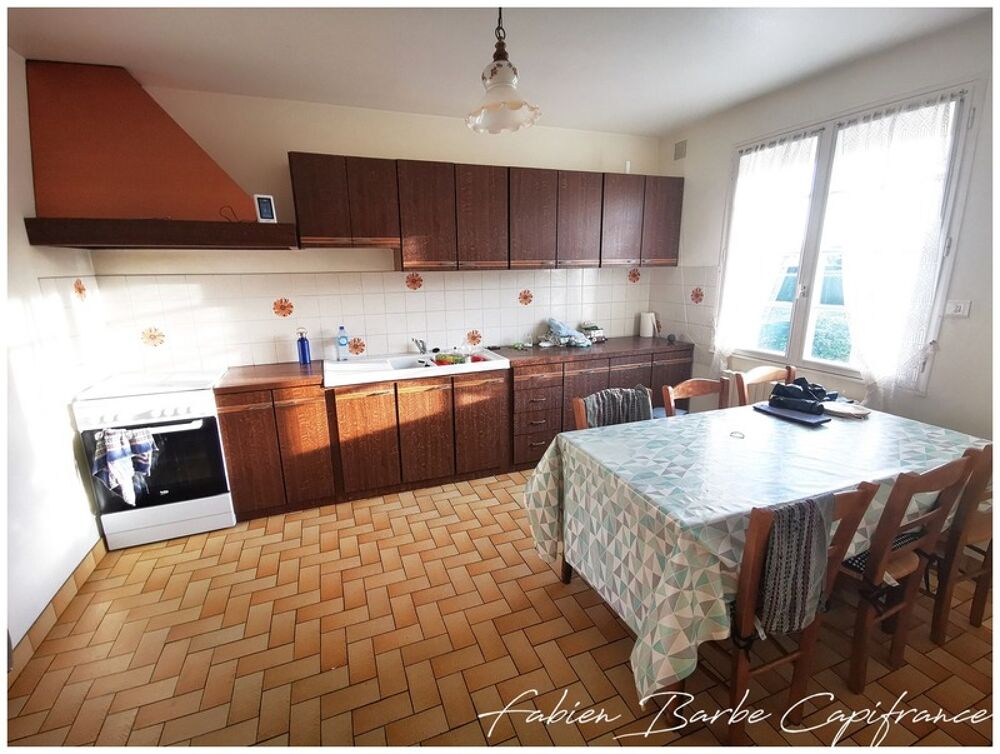 Maison 259 m² à vendre 6 pièces TREAL (56)
