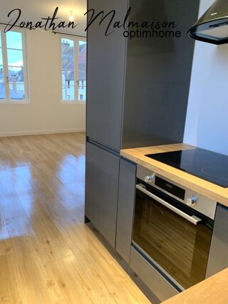  Immeuble � vendre 15 + pi�ces 300 m�