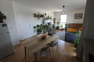  Appartement à louer 3 pièces 65 m²