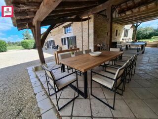  Propriété/château à vendre 10 pièces 320 m²