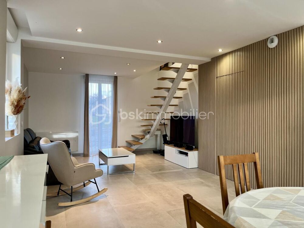 Vente Propriété/Château Maison familiale avec deux dépendances locatives – Bailly 78870 Bailly