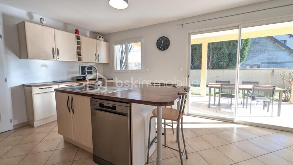 Vente Maison Maison plain-pied DPE A - 4 chambres - Terrain clos 1300 m² - Lucgarier, 5 min de Soumoulou Lucgarier